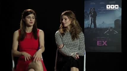 Ashley-Greene-dot-nl_BuryingTheEx-televisionet-interview0188.jpg