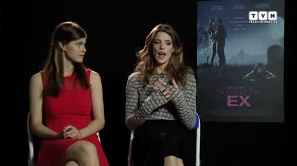 Ashley-Greene-dot-nl_BuryingTheEx-televisionet-interview0205.jpg