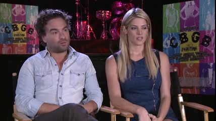 ashley-greene-dot-nl_CGBG-interviews-ClevverNews0015.jpg