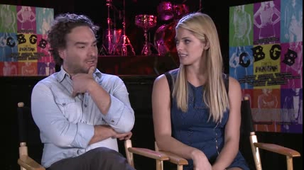 ashley-greene-dot-nl_CGBG-interviews-ClevverNews0025.jpg