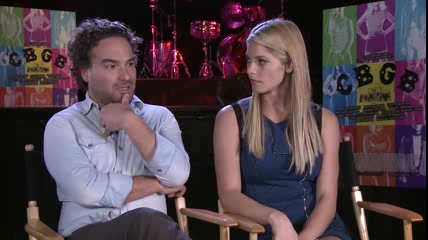 ashley-greene-dot-nl_CGBG-interviews-ClevverNews0027.jpg