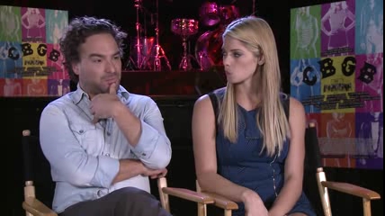 ashley-greene-dot-nl_CGBG-interviews-ClevverNews0028.jpg