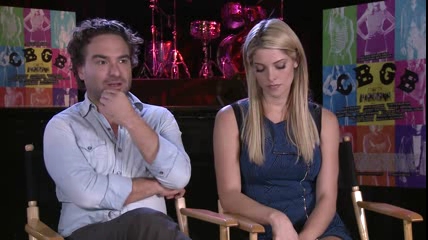 ashley-greene-dot-nl_CGBG-interviews-ClevverNews0030.jpg