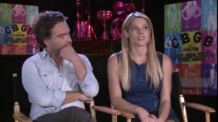 ashley-greene-dot-nl_CGBG-interviews-ClevverNews0052.jpg