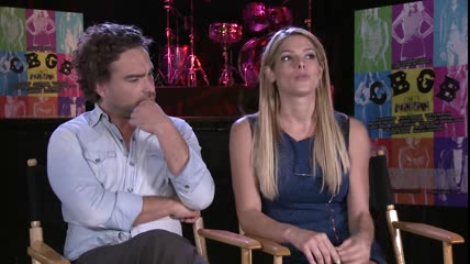 ashley-greene-dot-nl_CGBG-interviews-ClevverNews0056.jpg