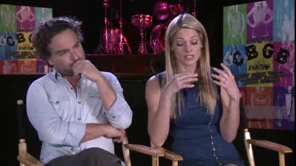 ashley-greene-dot-nl_CGBG-interviews-ClevverNews0199.jpg