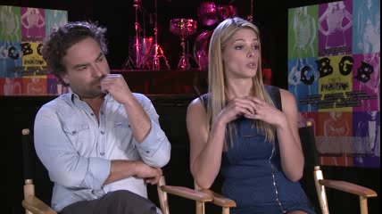 ashley-greene-dot-nl_CGBG-interviews-ClevverNews0200.jpg