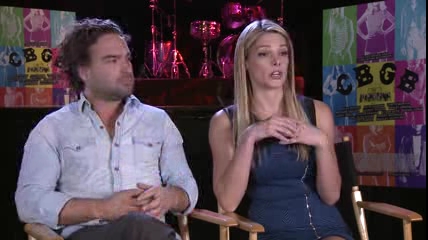 ashley-greene-dot-nl_CGBG-interviews-ClevverNews0201.jpg