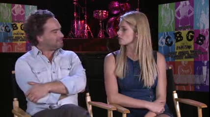 ashley-greene-dot-nl_CGBG-interviews-ClevverNews0298.jpg