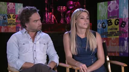 ashley-greene-dot-nl_CGBG-interviews-ClevverNews0421.jpg