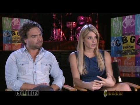 ashley-greene-dot-nl_CGBG-interviews-Collider0017.jpg