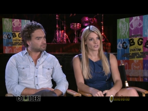 ashley-greene-dot-nl_CGBG-interviews-Collider0027.jpg