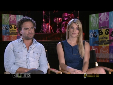 ashley-greene-dot-nl_CGBG-interviews-Collider0056.jpg