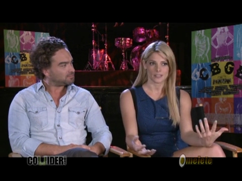 ashley-greene-dot-nl_CGBG-interviews-Collider0144.jpg