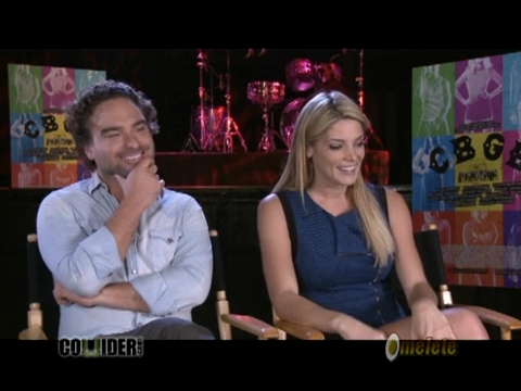 ashley-greene-dot-nl_CGBG-interviews-Collider0156.jpg