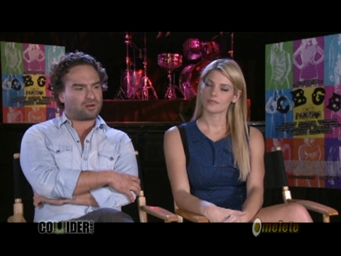 ashley-greene-dot-nl_CGBG-interviews-Collider0181.jpg