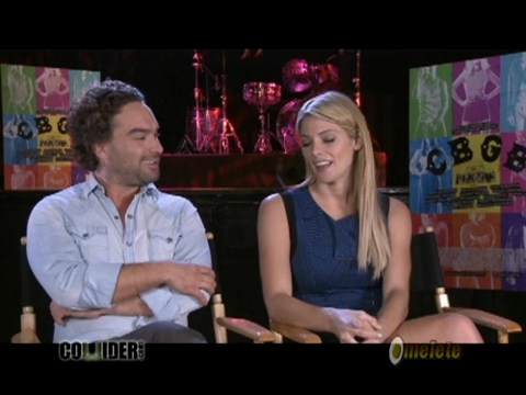 ashley-greene-dot-nl_CGBG-interviews-Collider0189.jpg