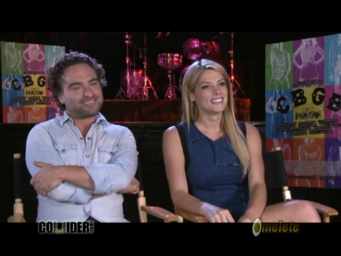 ashley-greene-dot-nl_CGBG-interviews-Collider0210.jpg