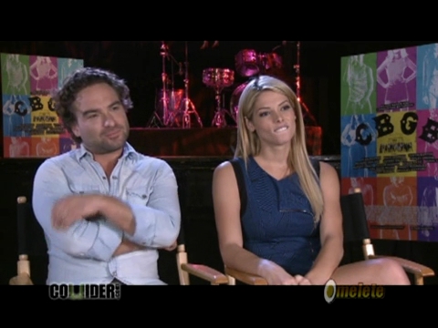 ashley-greene-dot-nl_CGBG-interviews-Collider0212.jpg