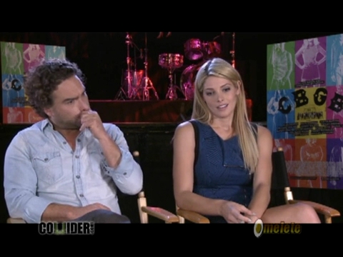 ashley-greene-dot-nl_CGBG-interviews-Collider0298.jpg