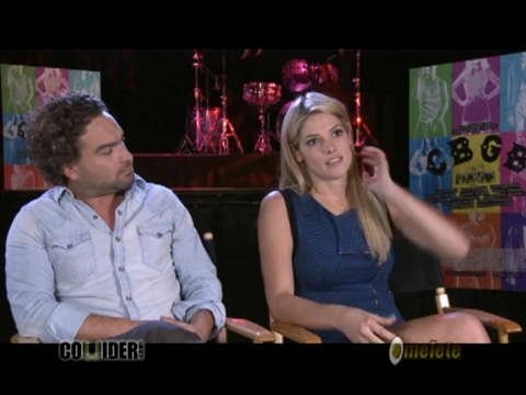 ashley-greene-dot-nl_CGBG-interviews-Collider0302.jpg
