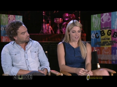 ashley-greene-dot-nl_CGBG-interviews-Collider0306.jpg