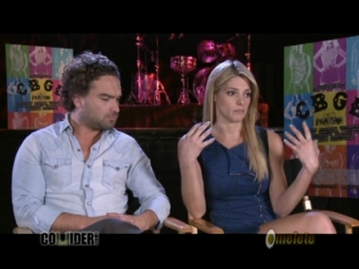 ashley-greene-dot-nl_CGBG-interviews-Collider0068.jpg