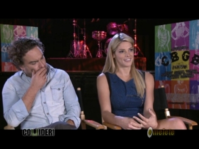 ashley-greene-dot-nl_CGBG-interviews-Collider0322.jpg