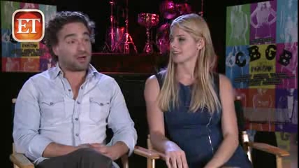 ashley-greene-dot-nl_CGBG-interviews-ETOnline0019.jpg