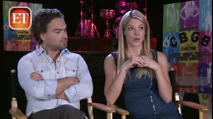 ashley-greene-dot-nl_CGBG-interviews-ETOnline0079.jpg
