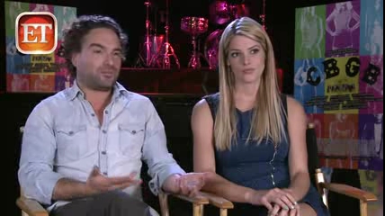 ashley-greene-dot-nl_CGBG-interviews-ETOnline0121.jpg