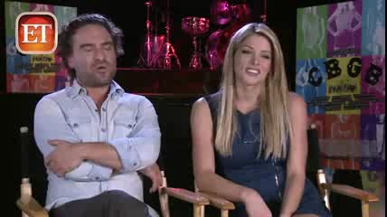 ashley-greene-dot-nl_CGBG-interviews-ETOnline0195.jpg