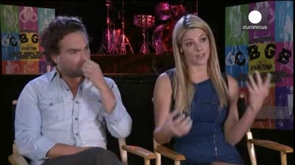 ashley-greene-dot-nl_CGBG-interviews-Euronews0046.jpg