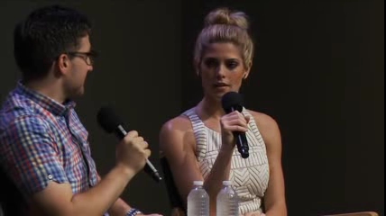 ashley-greene-dot-nl_CGBG-interviews-MeetTheActors0586.jpg