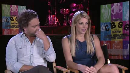 ashley-greene-dot-nl_CGBG-interviews-Screenslam0033.jpg
