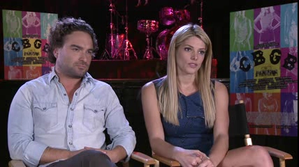 ashley-greene-dot-nl_CGBG-interviews-Screenslam0087.jpg