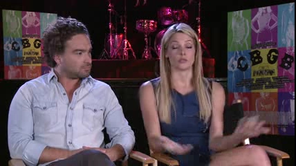 ashley-greene-dot-nl_CGBG-interviews-Screenslam0098.jpg