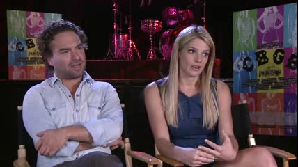 ashley-greene-dot-nl_CGBG-interviews-Screenslam0193.jpg