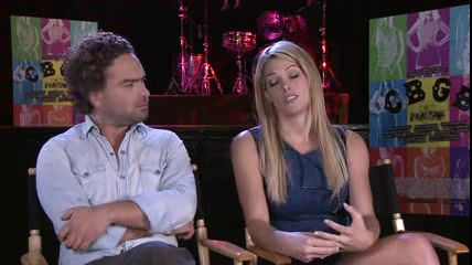 ashley-greene-dot-nl_CGBG-interviews-Screenslam0204.jpg