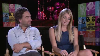 ashley-greene-dot-nl_CGBG-interviews-Screenslam0210.jpg