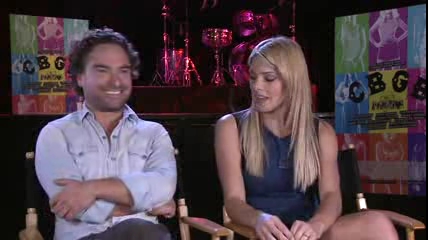 ashley-greene-dot-nl_CGBG-interviews-Screenslam0212.jpg