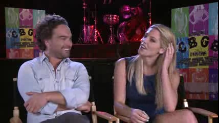 ashley-greene-dot-nl_CGBG-interviews-Screenslam0215.jpg