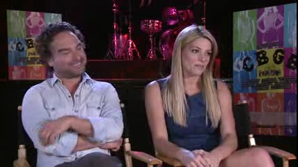 ashley-greene-dot-nl_CGBG-interviews-Screenslam0222.jpg
