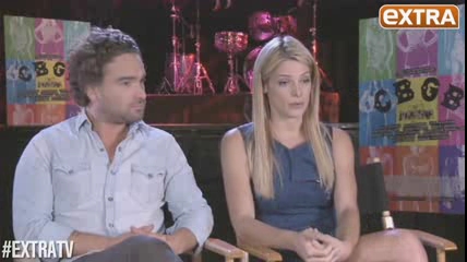 ashley-greene-dot-nl_CGBG-interviews-ExtraTV0055.jpg