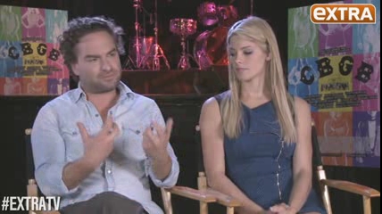 ashley-greene-dot-nl_CGBG-interviews-ExtraTV0088.jpg