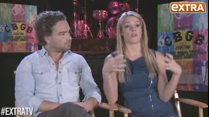ashley-greene-dot-nl_CGBG-interviews-ExtraTV0153.jpg
