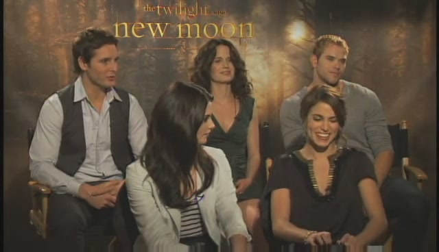 Ashley-Greene-dot-nl_NewMooninterview-PopSugar0041.jpg Ashley-Greene-dot-nl_NewMooninterview-PopSugar0041.jpg