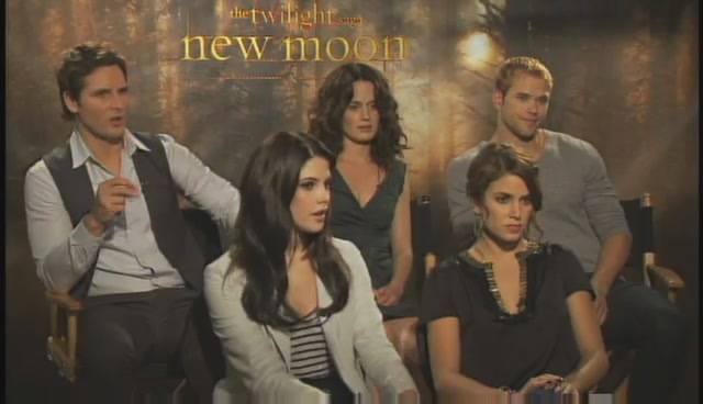 Ashley-Greene-dot-nl_NewMooninterview-PopSugar0113.jpg Ashley-Greene-dot-nl_NewMooninterview-PopSugar0113.jpg