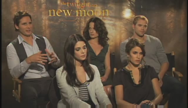 Ashley-Greene-dot-nl_NewMooninterview-PopSugar0118.jpg Ashley-Greene-dot-nl_NewMooninterview-PopSugar0118.jpg