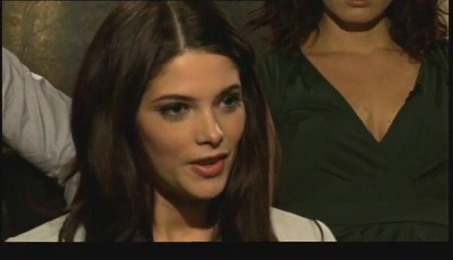 Ashley-Greene-dot-nl_NewMooninterview-TheMovieGuycom0187.jpg